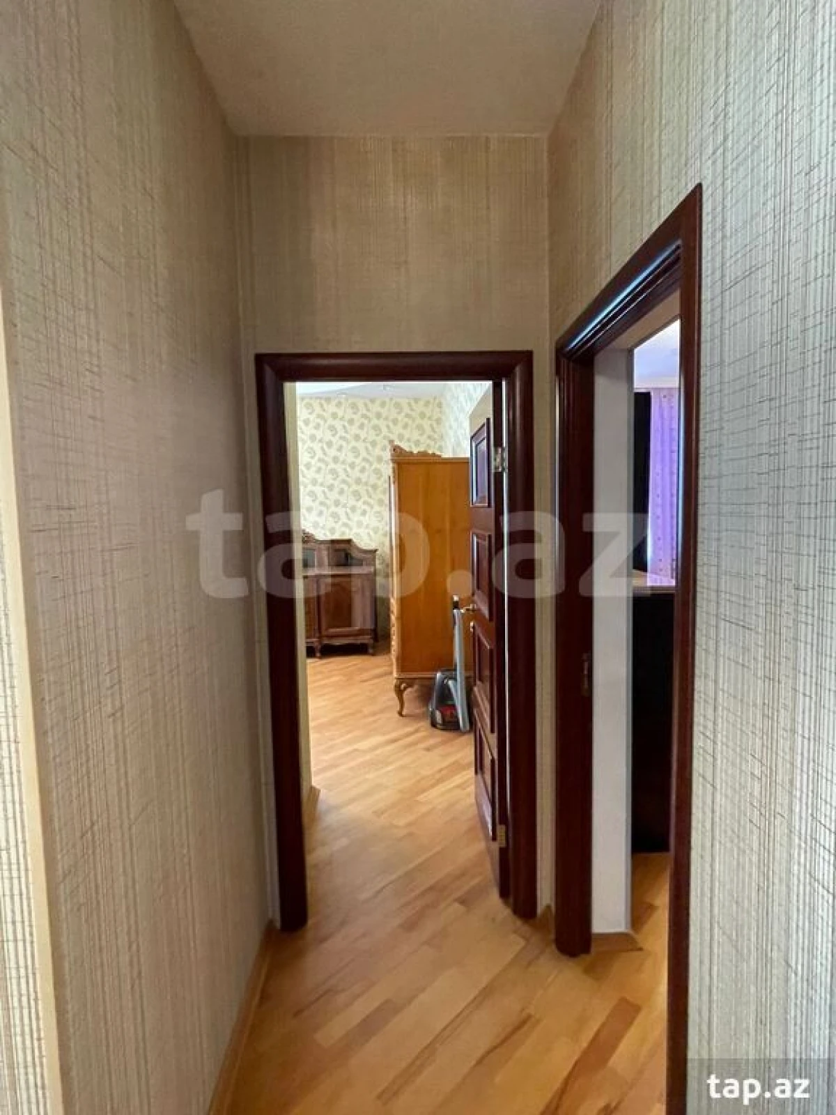 Satılır 7 otaqlı həyət evi