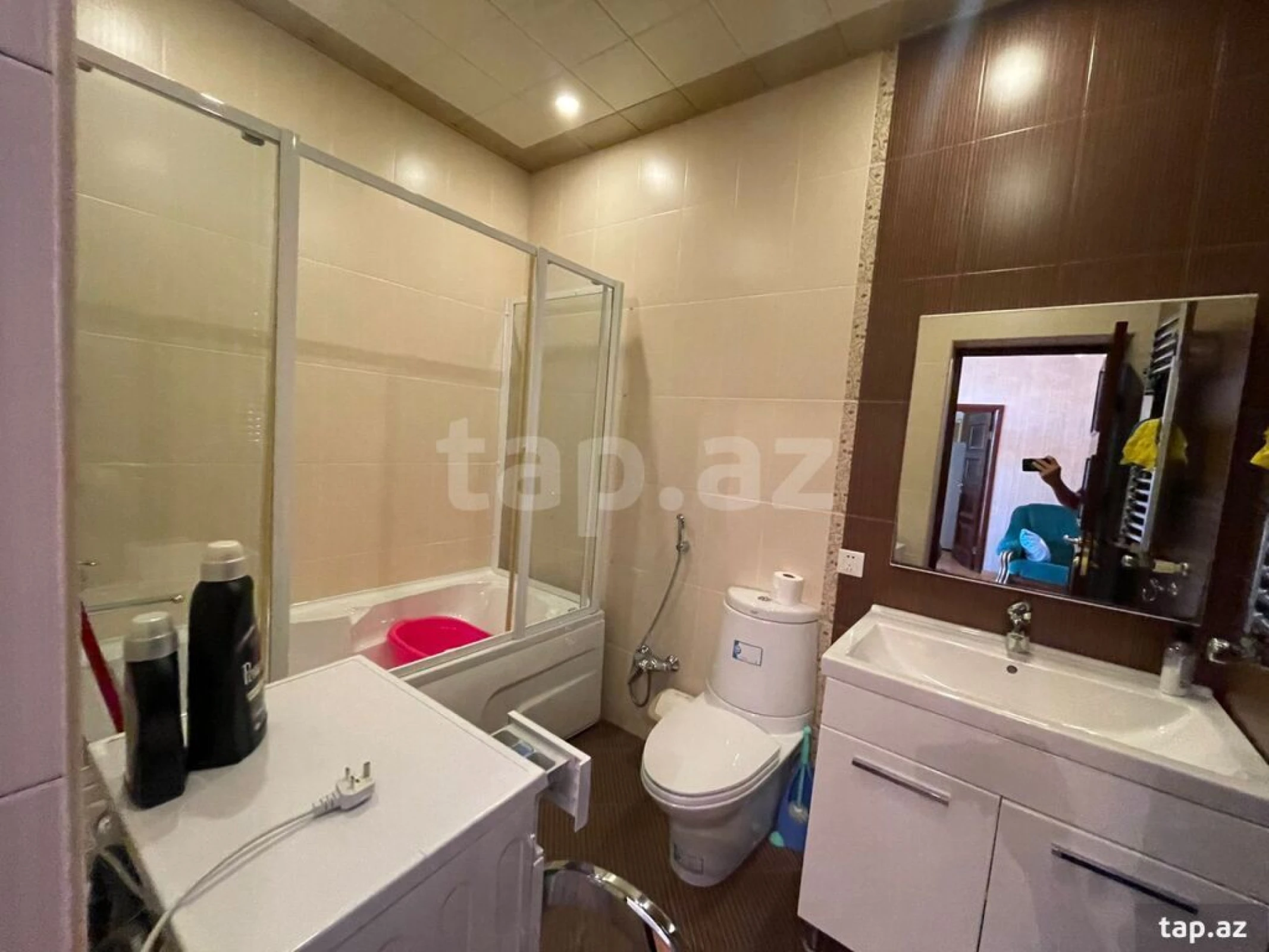 Satılır 7 otaqlı həyət evi