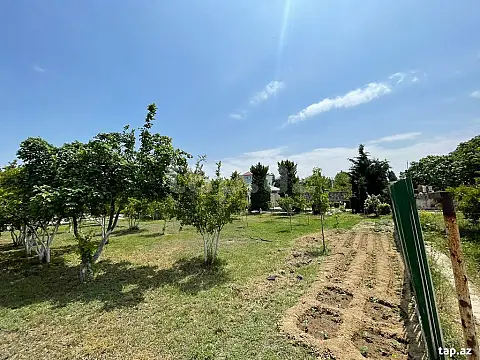 Satılır 7 otaqlı həyət evi