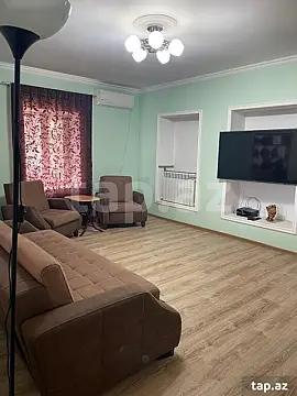 Kirayə verilir 7 otaqlı həyət evi