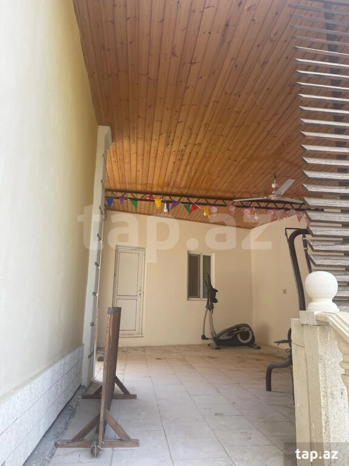 Kirayə verilir 7 otaqlı həyət evi