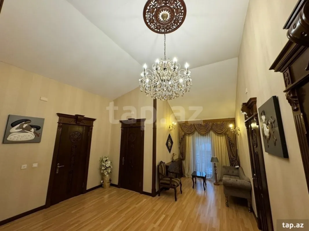 Kirayə verilir 5 otaqlı həyət evi