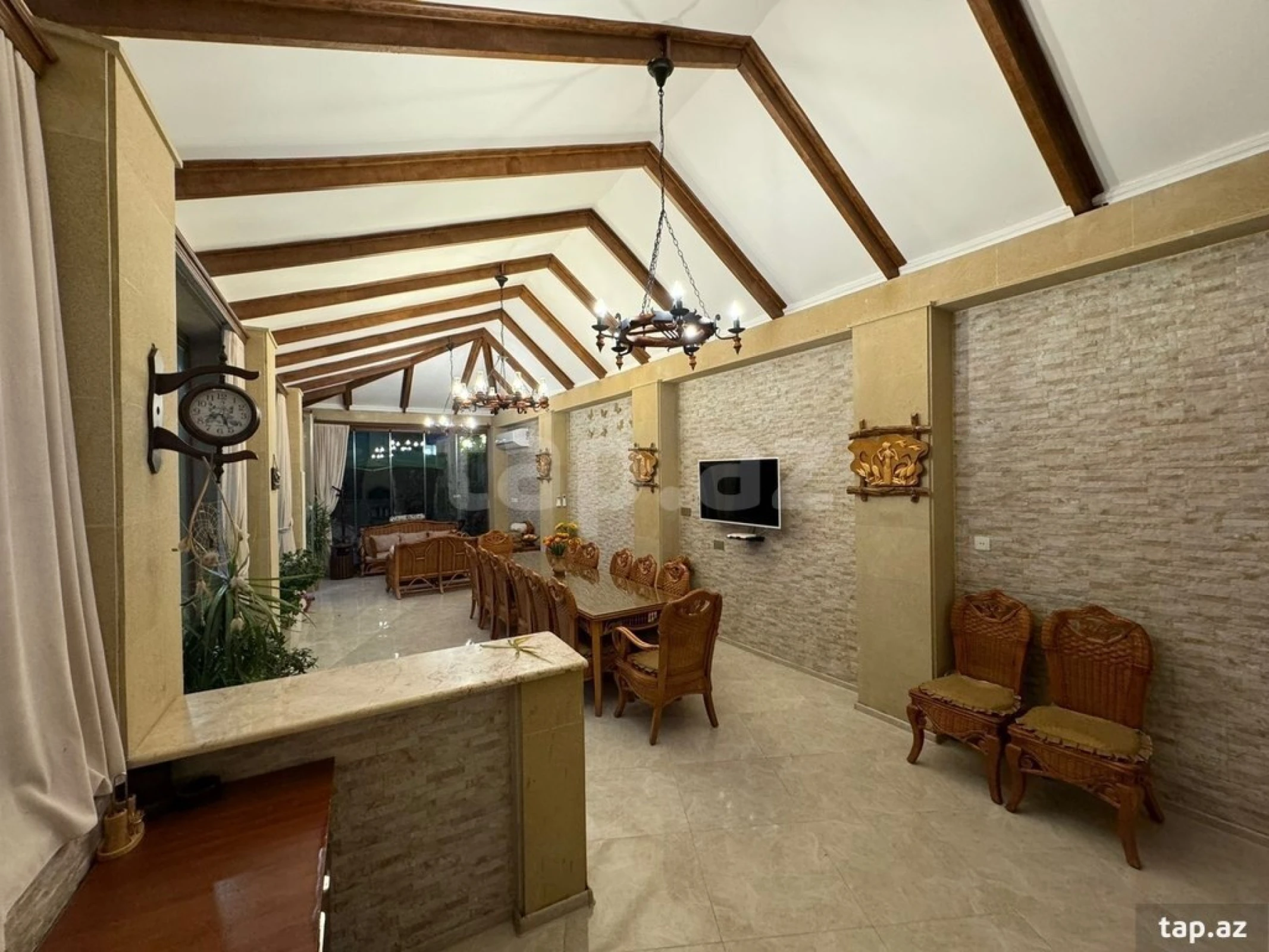 Kirayə verilir 5 otaqlı həyət evi