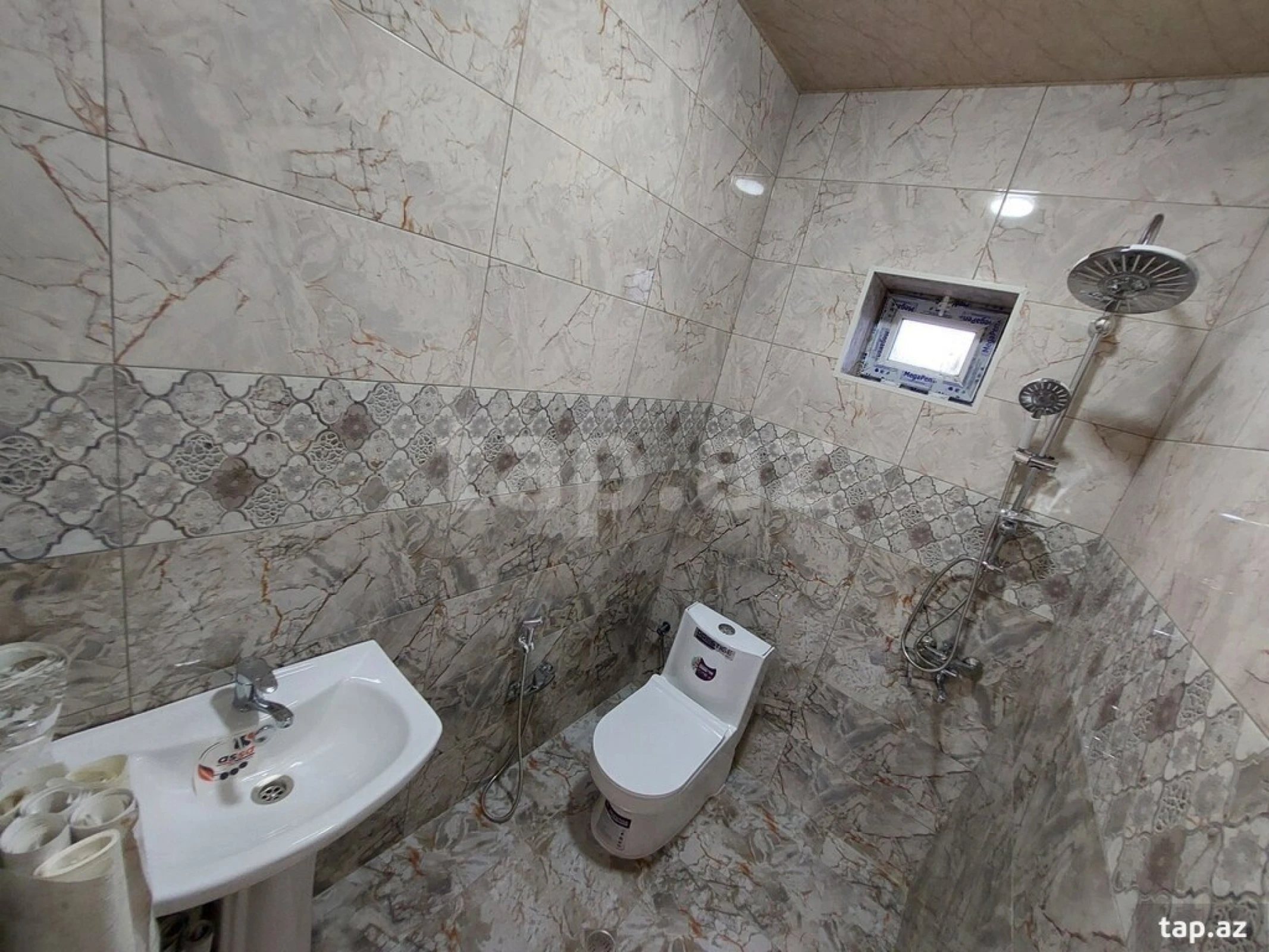 Satılır 3 otaqlı həyət evi