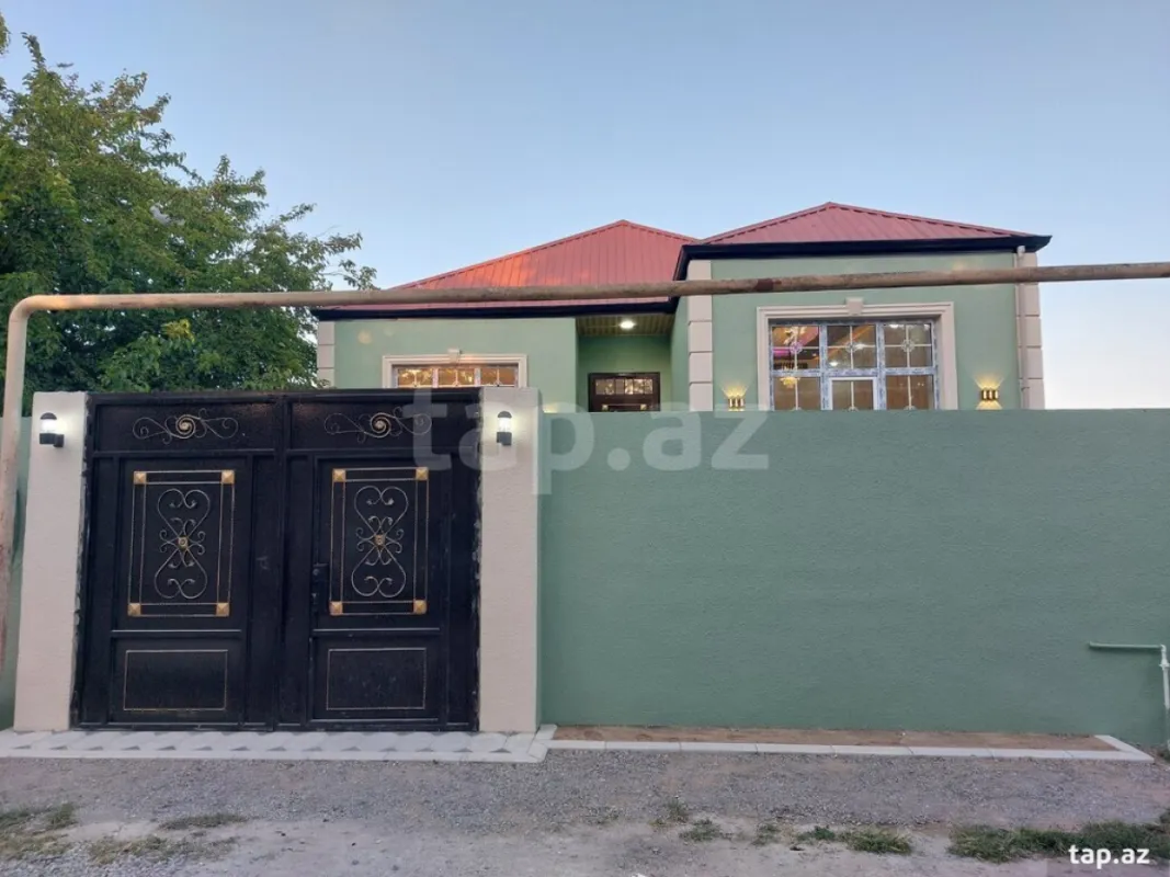 Satılır 3 otaqlı həyət evi