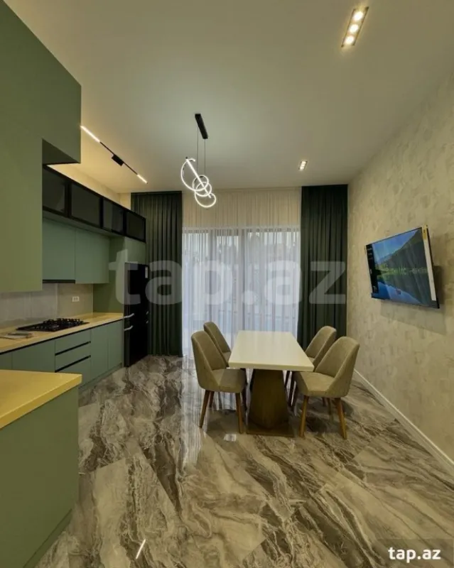 Kirayə verilir 6 otaqlı həyət evi