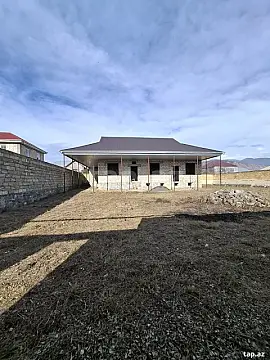 Satılır 4 otaqlı həyət evi — Şəki 4 otaq