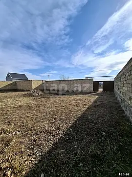 Satılır 4 otaqlı həyət evi