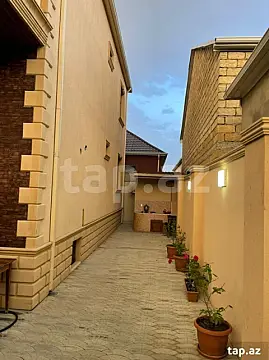 Satılır 7 otaqlı həyət evi