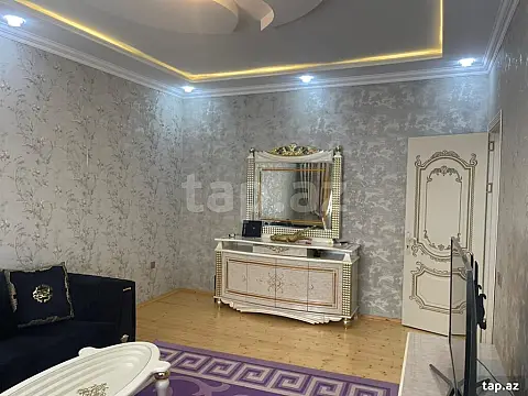 Satılır 7 otaqlı həyət evi