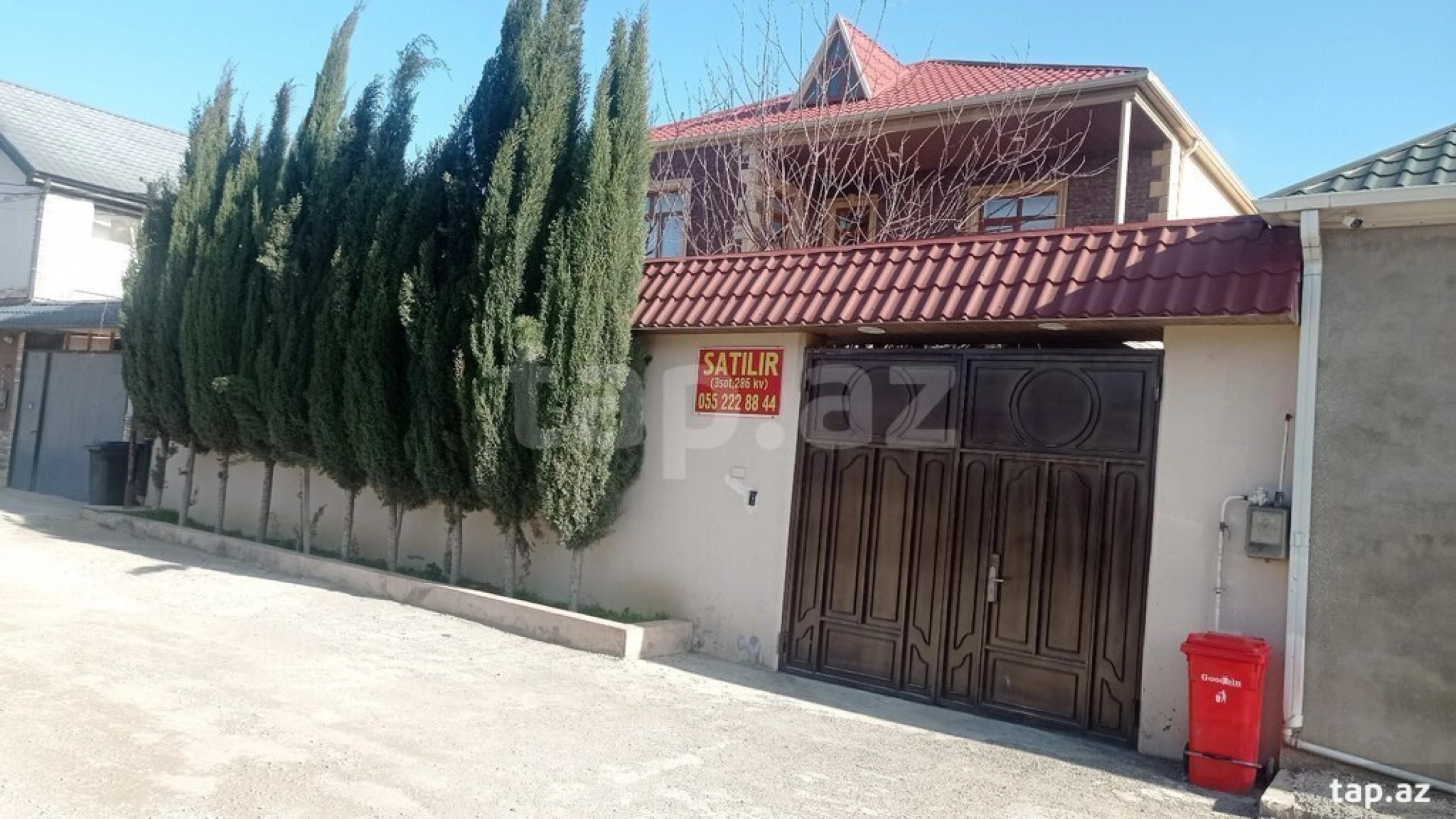 Satılır 7 otaqlı həyət evi