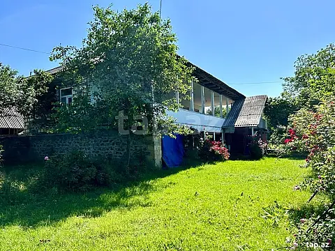 Satılır 4 otaqlı həyət evi