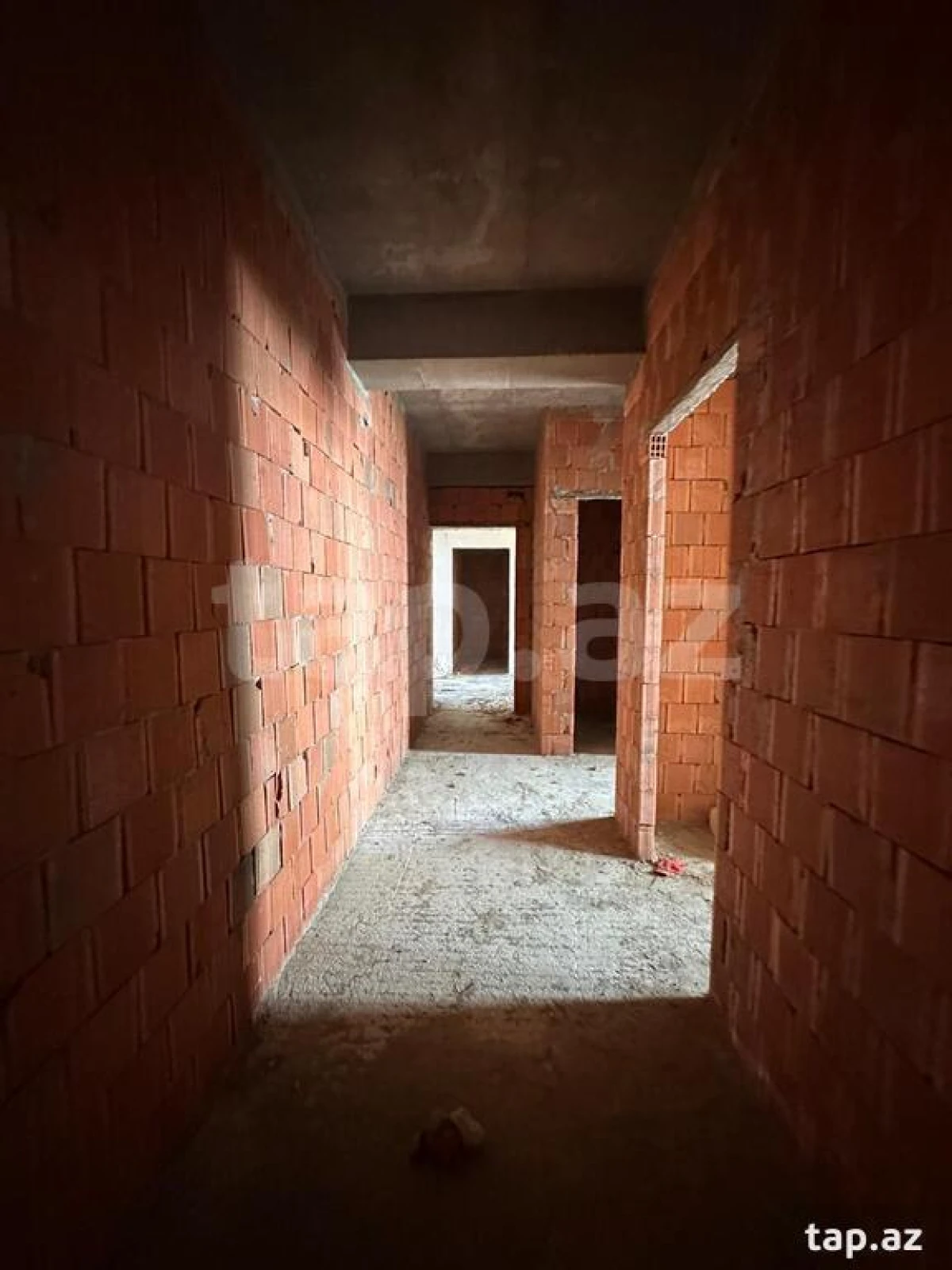 Satılır 2 otaqlı yeni tikili 83 m²