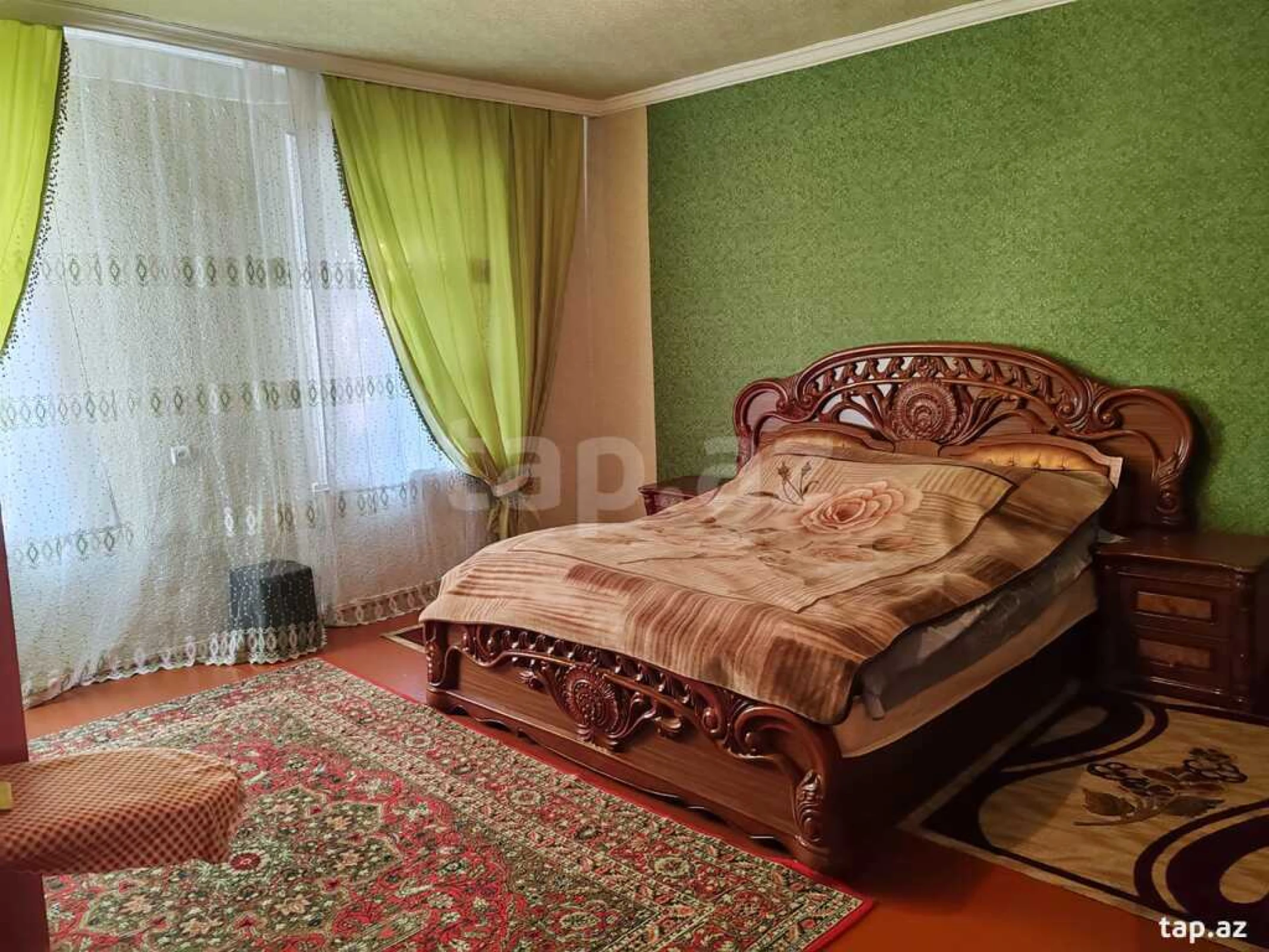 Satılır 3 otaqlı həyət evi