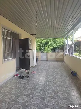 Satılır 4 otaqlı həyət evi