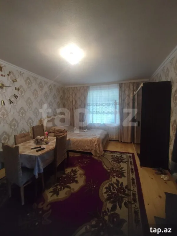 Satılır 4 otaqlı həyət evi