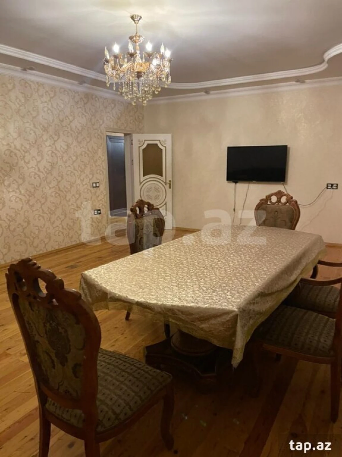 Kirayə verilir 5 otaqlı həyət evi 200 m²