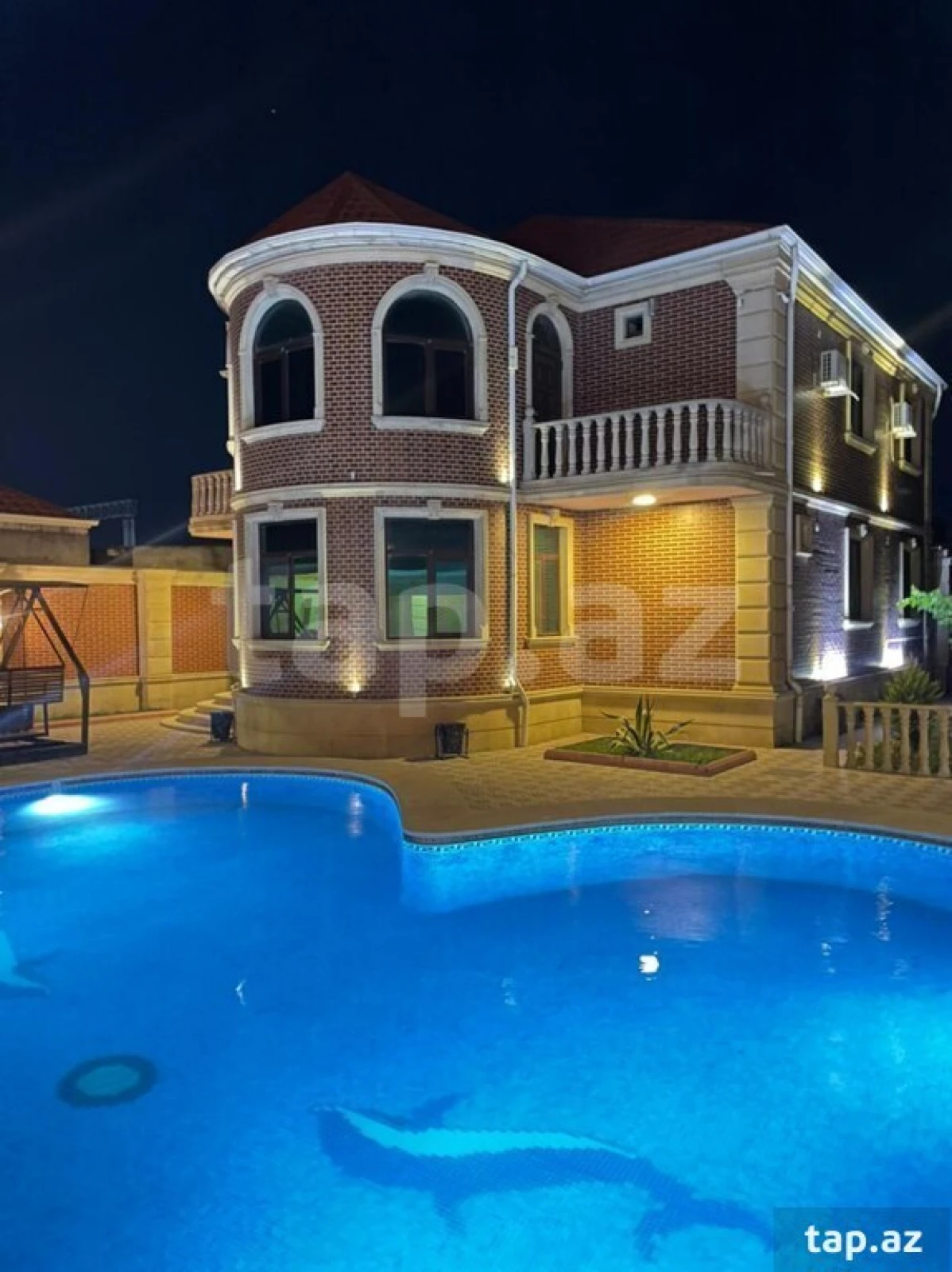 Kirayə verilir 5 otaqlı həyət evi 200 m²