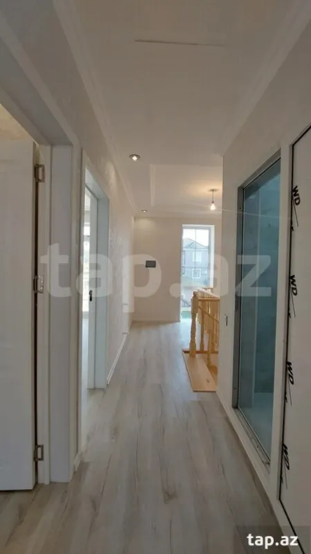 Satılır 4 otaqlı həyət evi