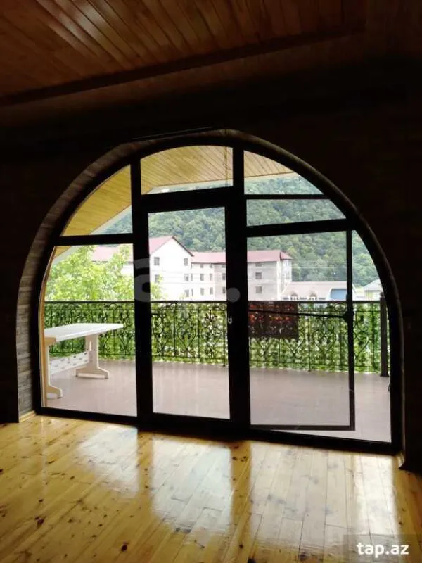 Kirayə verilir 5 otaqlı həyət evi 150 m²