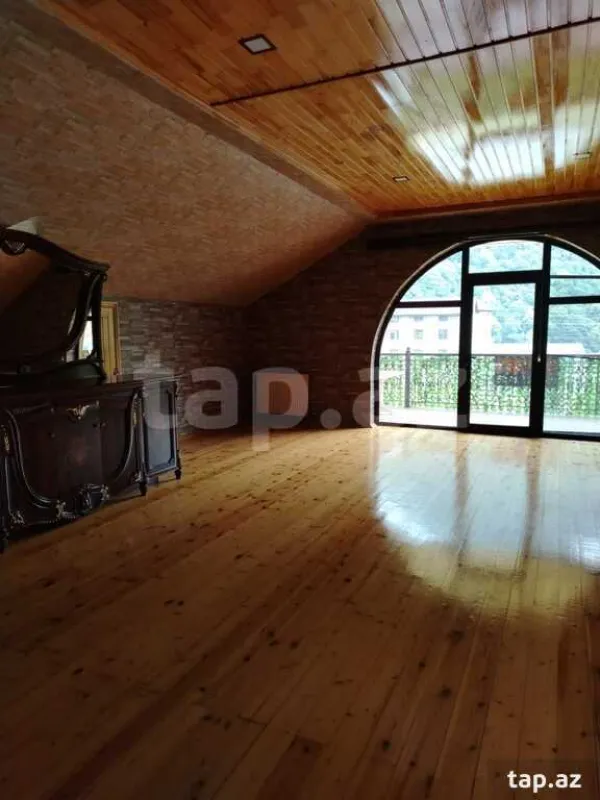 Kirayə verilir 5 otaqlı həyət evi 150 m²