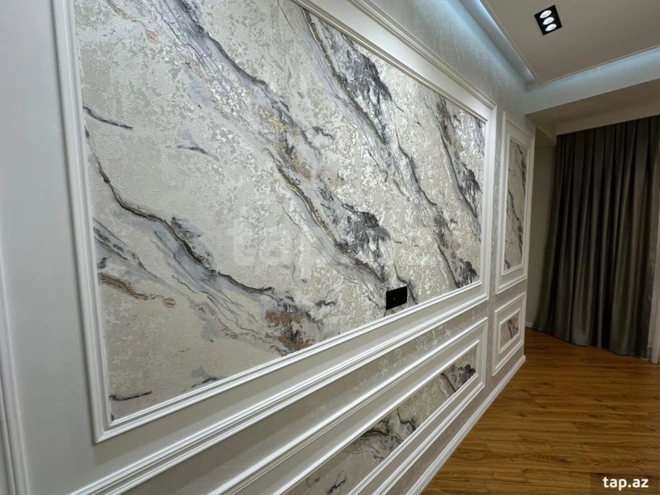 Satılır 2 otaqlı yeni tikili 80 m²