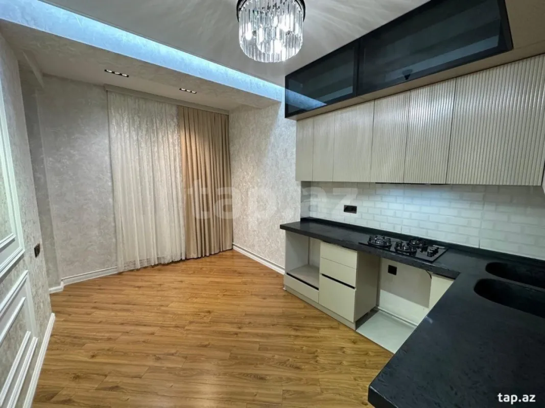 Satılır 2 otaqlı yeni tikili 80 m²
