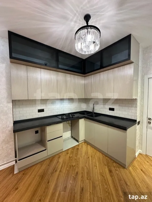 Satılır 2 otaqlı yeni tikili 80 m²