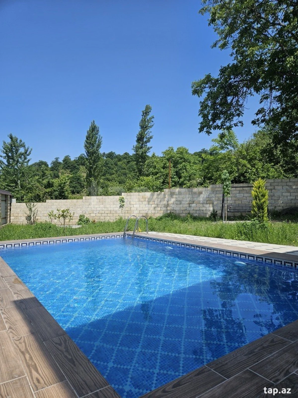 Kirayə verilir 3 otaqlı həyət evi