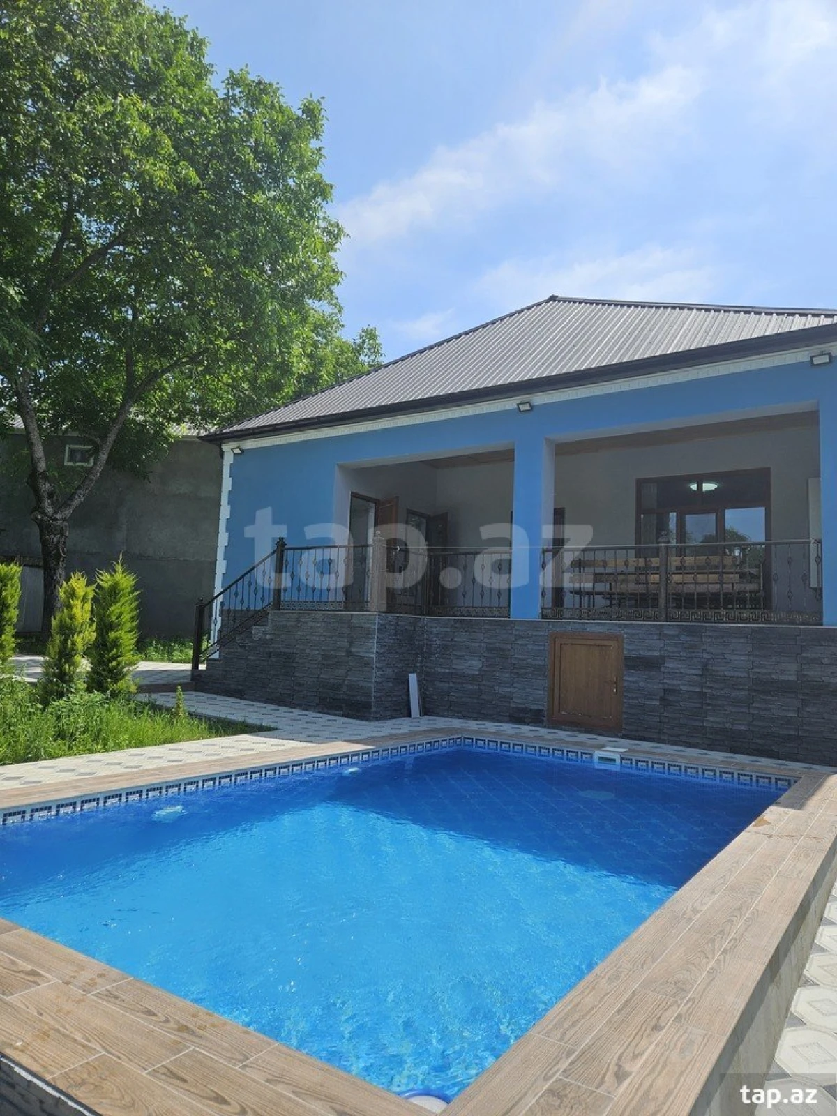 Kirayə verilir 3 otaqlı həyət evi