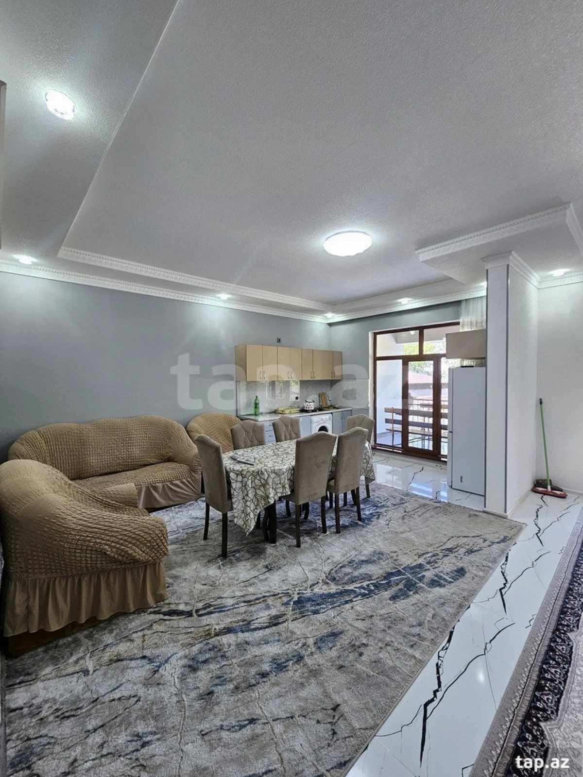 Kirayə verilir 3 otaqlı həyət evi