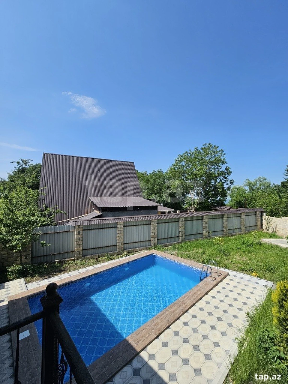 Kirayə verilir 3 otaqlı həyət evi