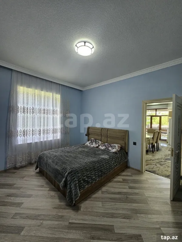 Kirayə verilir 3 otaqlı həyət evi