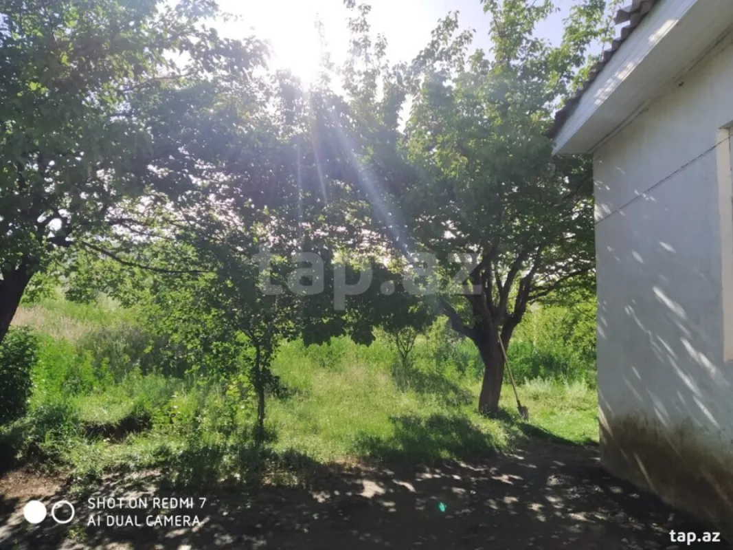 Satılır 3 otaqlı həyət evi