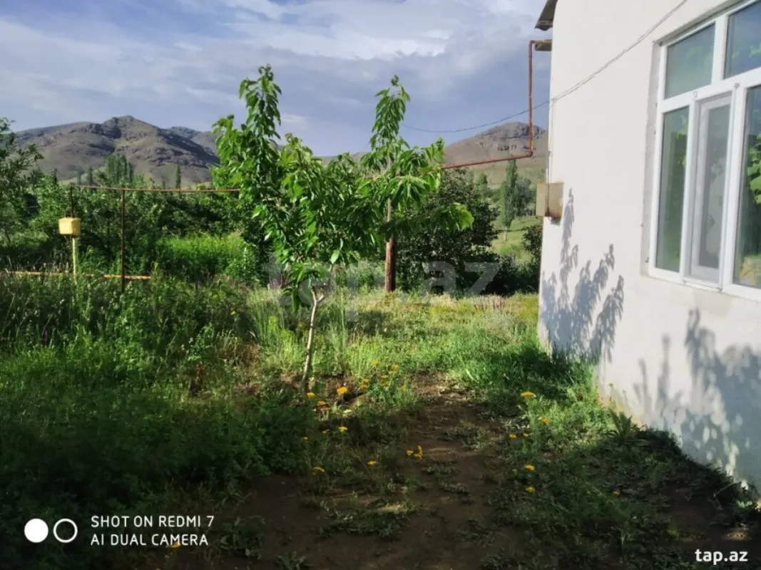 Satılır 3 otaqlı həyət evi