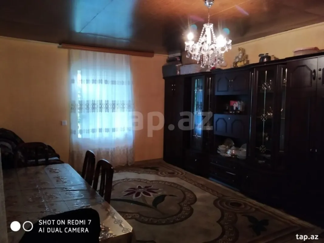 Satılır 3 otaqlı həyət evi