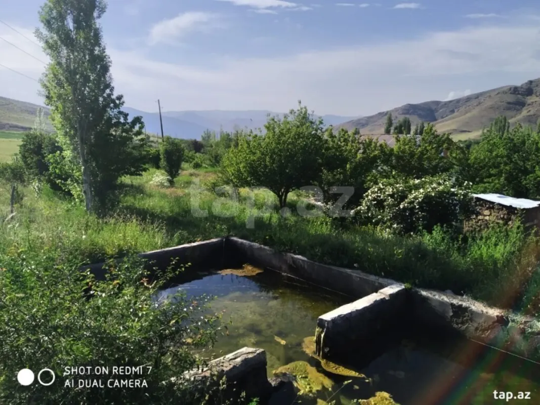 Satılır 3 otaqlı həyət evi