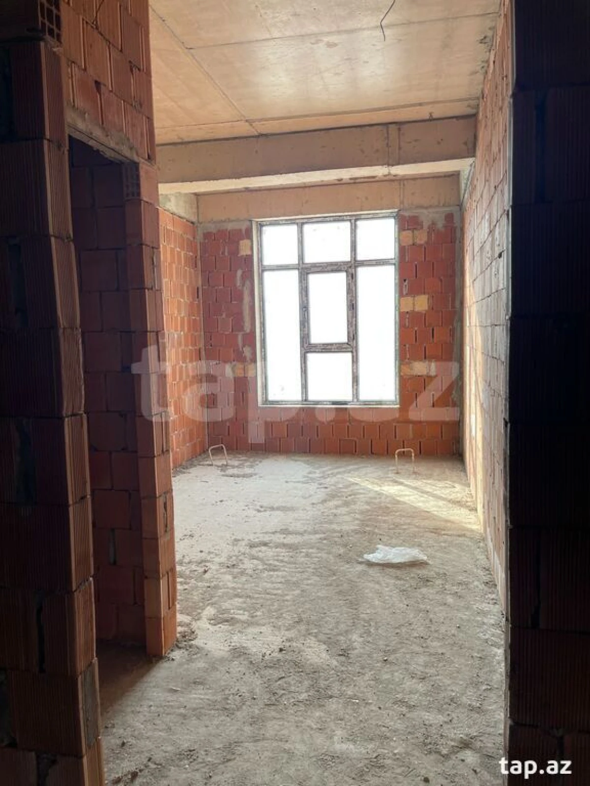 Satılır 3 otaqlı yeni tikili 135 m²