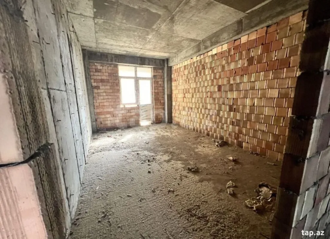 Satılır 3 otaqlı yeni tikili 135 m²