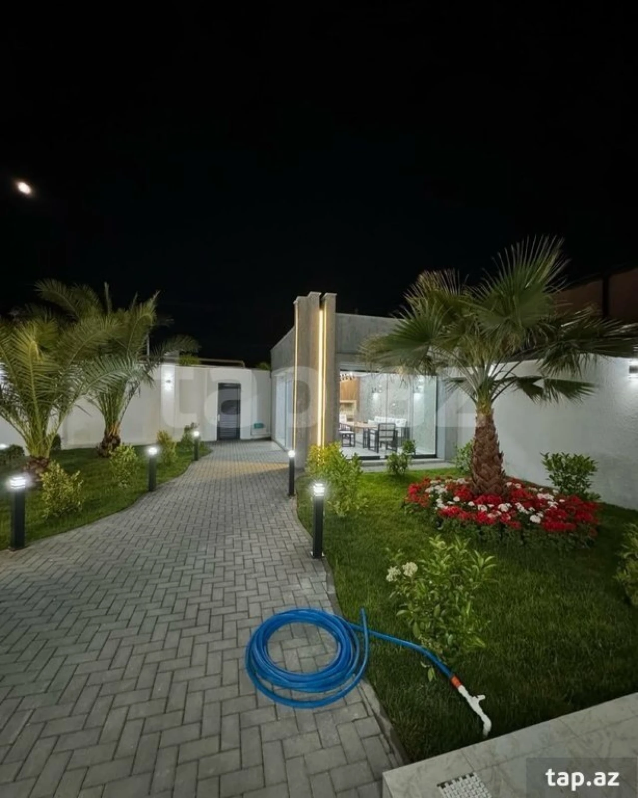 Kirayə verilir 5 otaqlı həyət evi