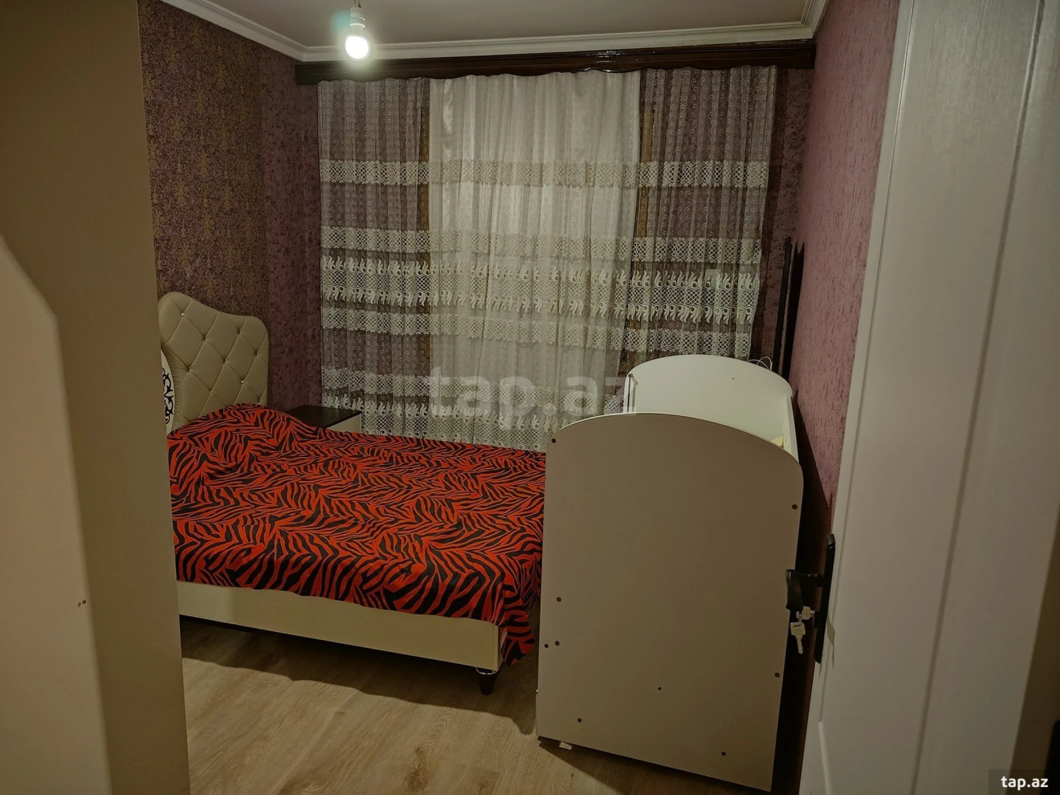 Satılır 4 otaqlı mənzil 82.5 m²