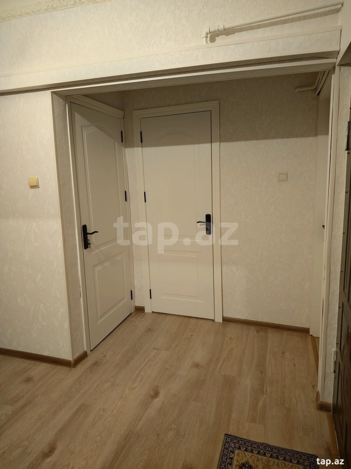 Satılır 4 otaqlı mənzil 82.5 m²