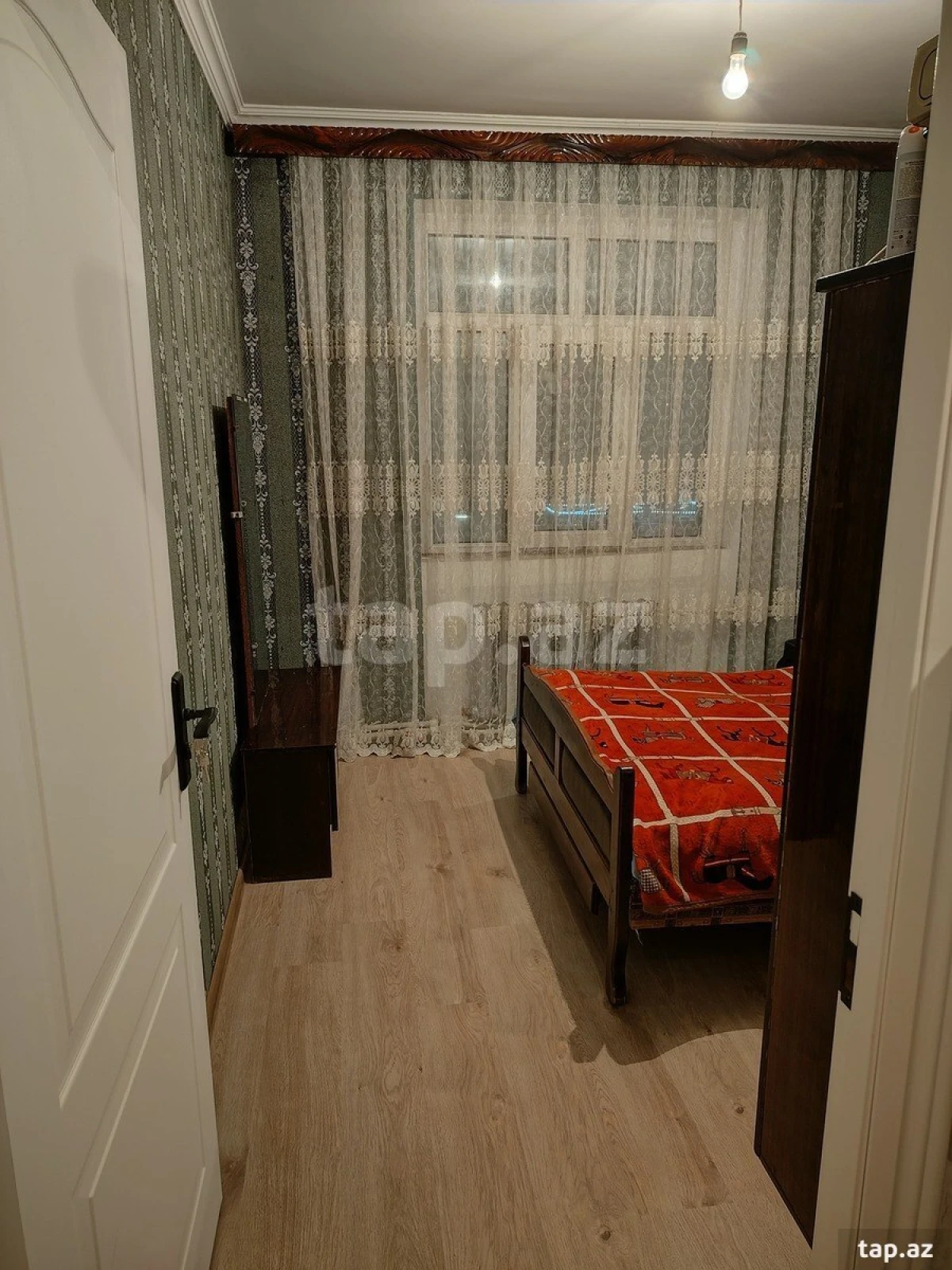Satılır 4 otaqlı mənzil 82.5 m²