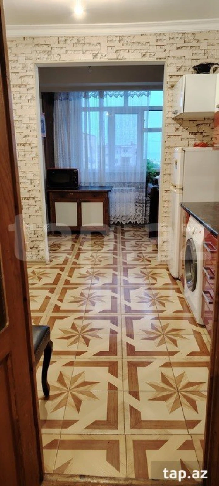 Satılır 4 otaqlı mənzil 82.5 m²