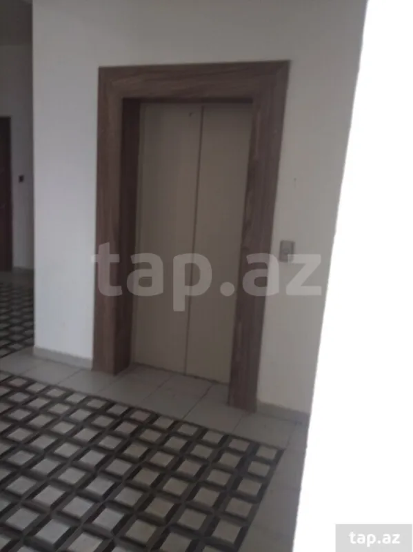 Satılır 4 otaqlı yeni tikili 145 m²