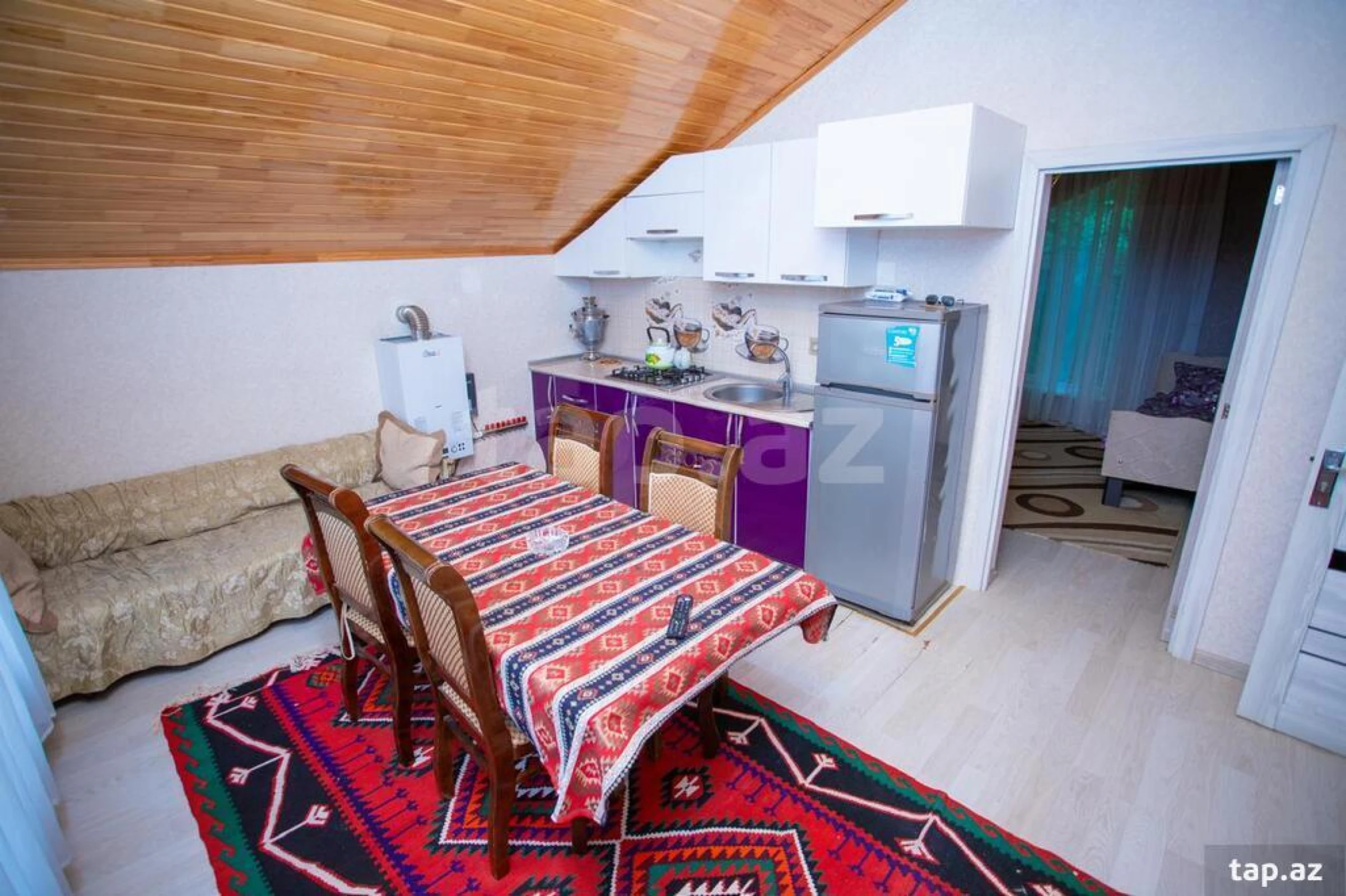 Kirayə verilir 3 otaqlı həyət evi