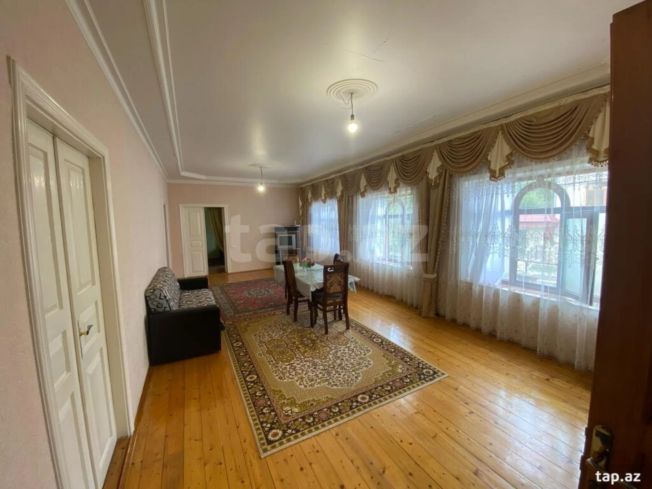 Kirayə verilir 4 otaqlı həyət evi