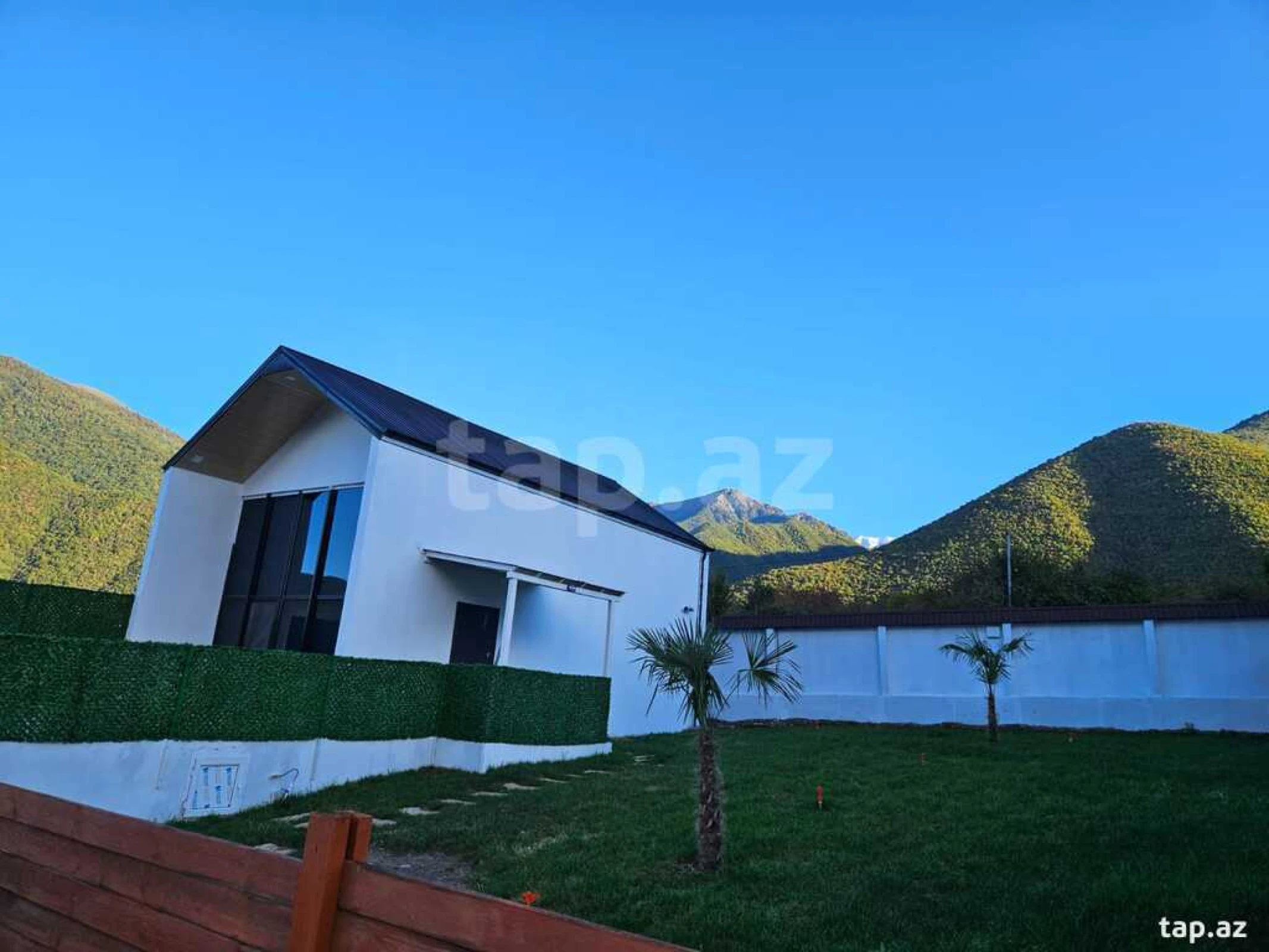 Kirayə verilir 3 otaqlı həyət evi