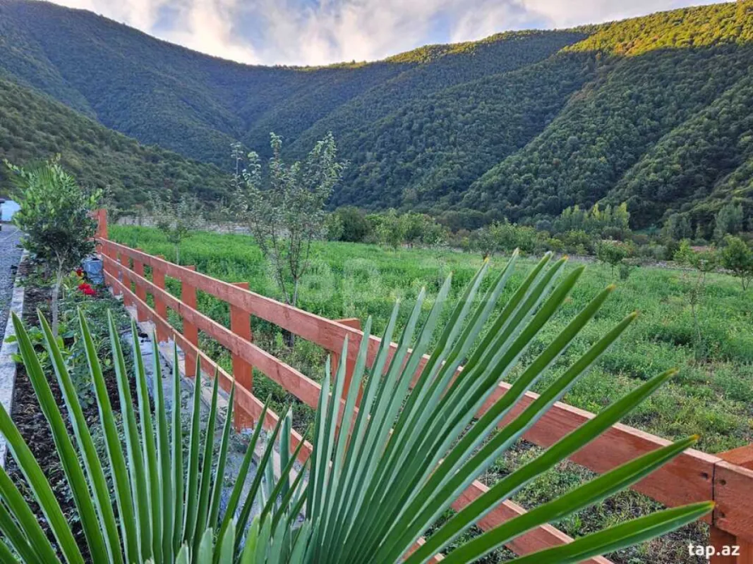 Kirayə verilir 3 otaqlı həyət evi