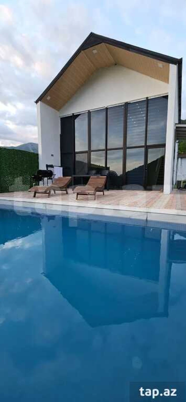 Kirayə verilir 3 otaqlı həyət evi